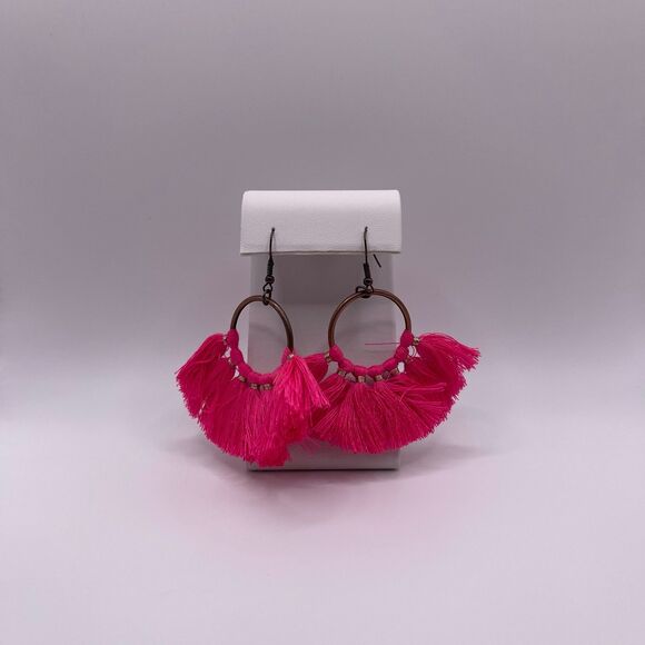 GiGi Ethnic Style Fluro Pink Tassle Fan Fringe Boho Statement Earrings - Picture 1 of 12